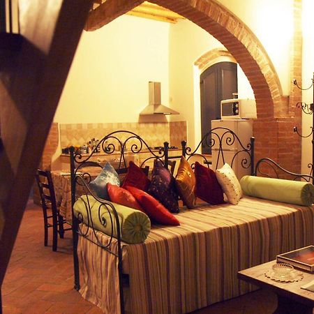 فيلا La Fornace Di San Galgano Frosini المظهر الخارجي الصورة